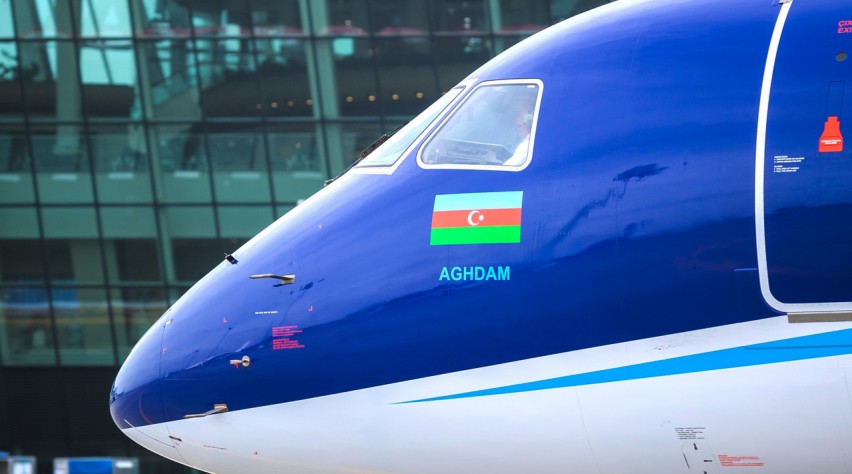 Azerbaijan Airlines Embraer 190